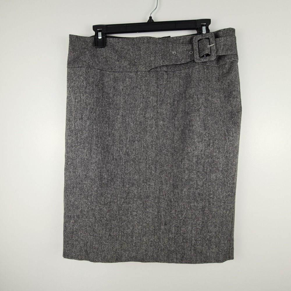 Dalia Collection Women's Tweed Skirt Lined Size 10 Wool Blend Gray Buckle Detail